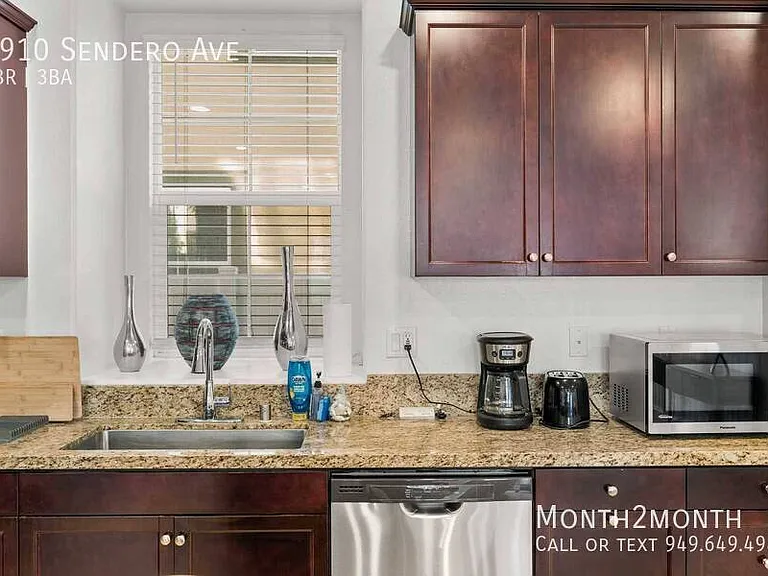 5910 Sendero Ave — Photo 11