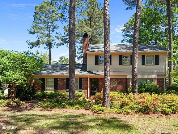 2nd image of 532 Westchester Drive