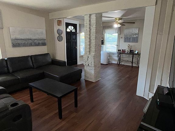 3rd image of 10 Sullivan Avenue