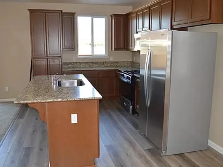 4450 Lacy Ln — Photo 13