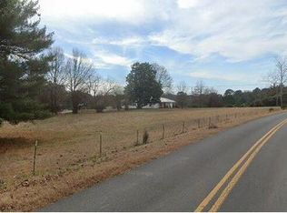 822 Burkhalter Rd SE, Silver creek, GA 30173