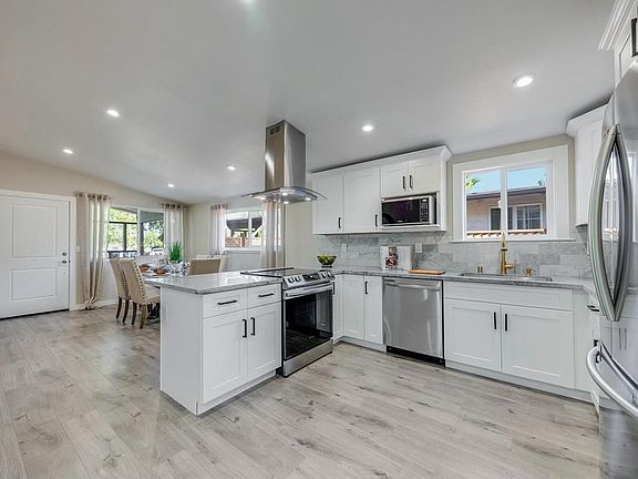 2nd image of 3985 Camden Ave