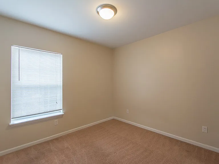 The Gateway Apartments — Photo 48