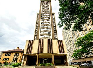 6325 N Sheridan Rd APT 1108, Chicago, IL 60660
