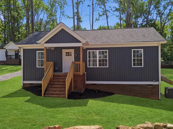 74 Locust Dr, Louisa, VA 23093