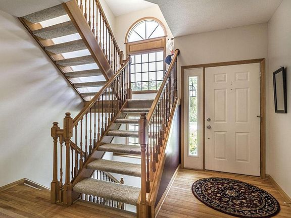 5th image of 5380 Ainsley Dr