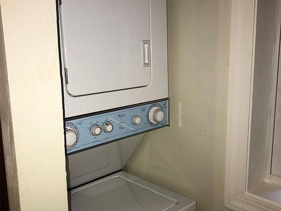 4th image of 89 S 22nd St #1