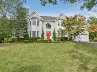 462 Boulder Dr, Morganville, NJ 07751