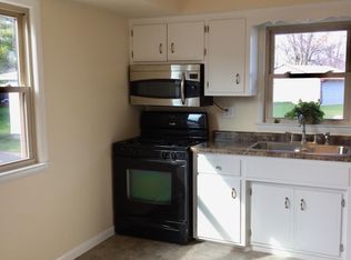 2628 Arrowhead St, Racine, WI 53402