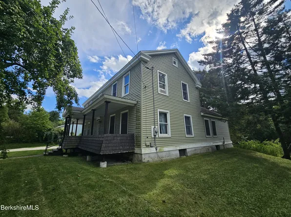 72 East Rd, Adams, MA 01220