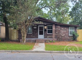 111 West St, Savannah, GA 31415