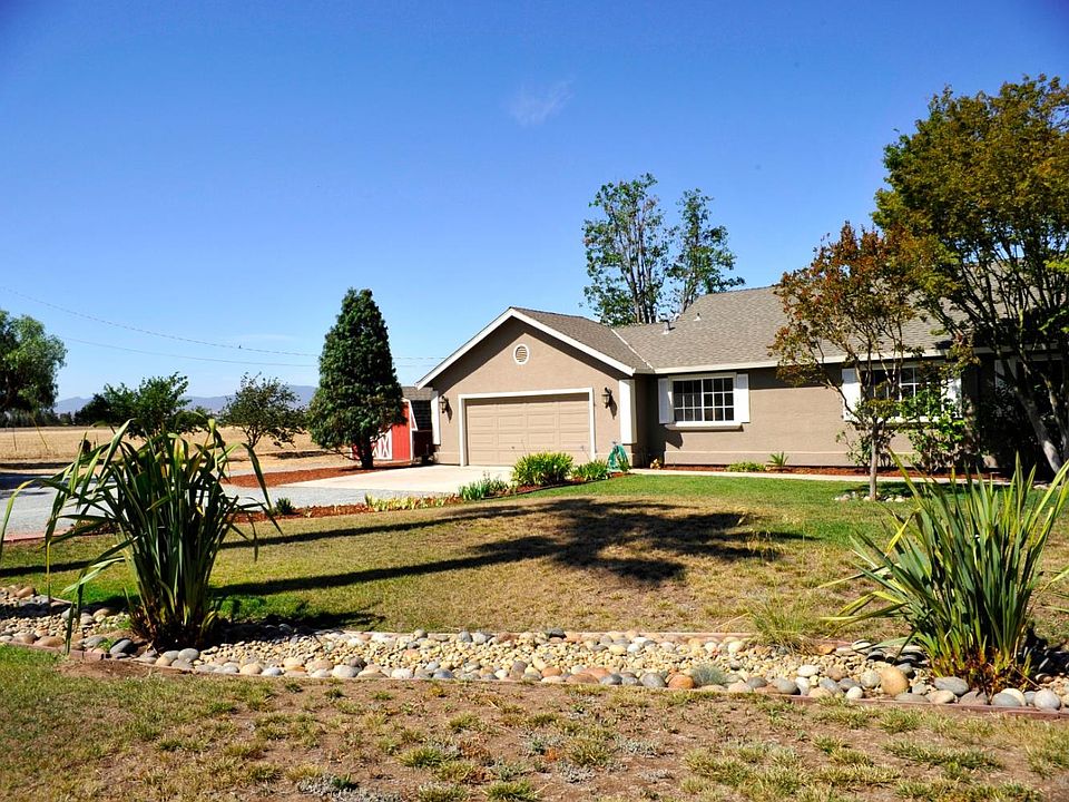 1st image of 758 Jarvis Ln