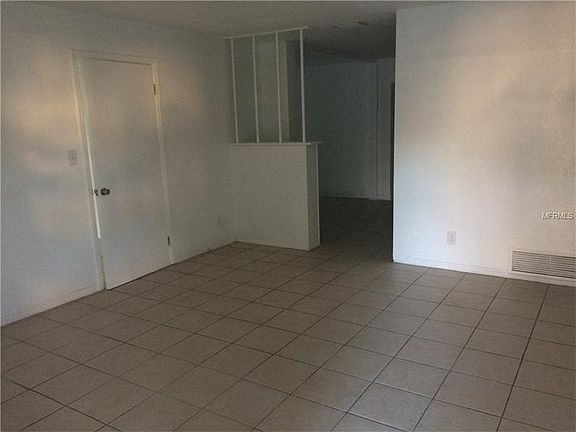 2nd image of 2255 19th St S