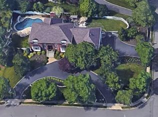 39 Tall Timber Dr, Morristown, NJ 07960