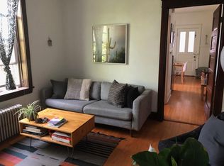 2251 W Cornelia Ave #E2, Chicago, IL 60618