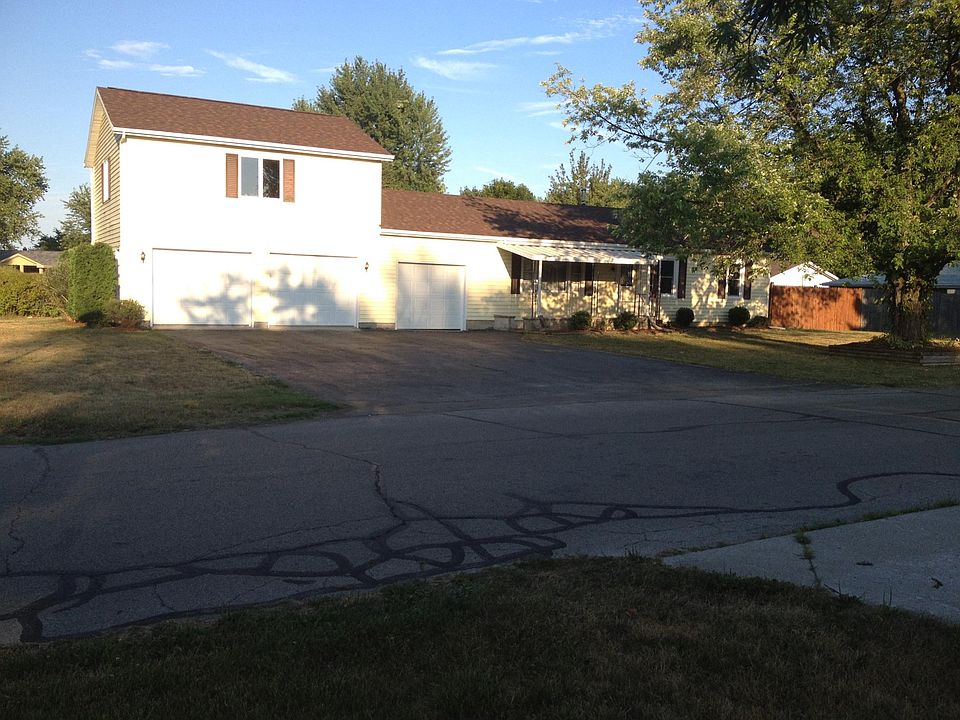 1st image of 1800 S Haverhill Dr