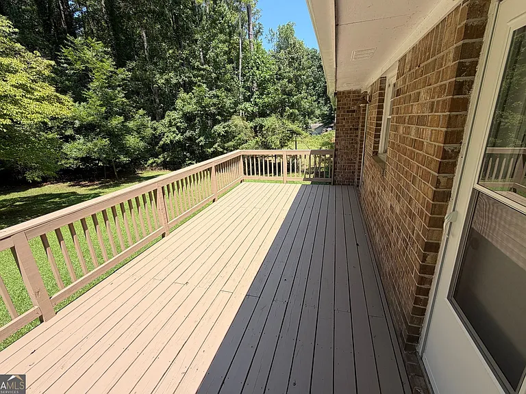 310 Sharon Dr — Photo 22