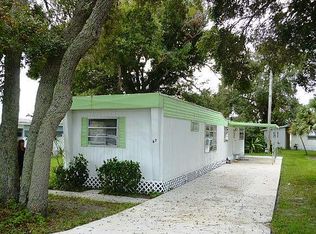 555 4th St LOT 67, Vero Beach, FL 32962