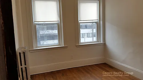 122 Warren St Photo 1