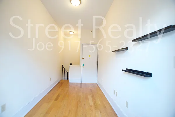 Rented by Street Realty Brokerage LLC | media 21