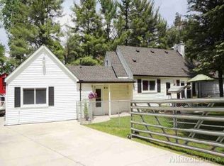 7592 Rattle Run Rd, Columbus, MI 48063