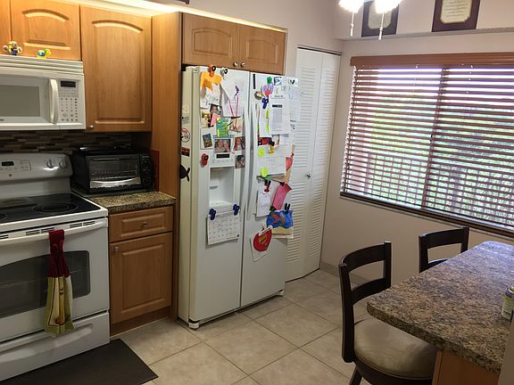 Breakfast Nook with Stools