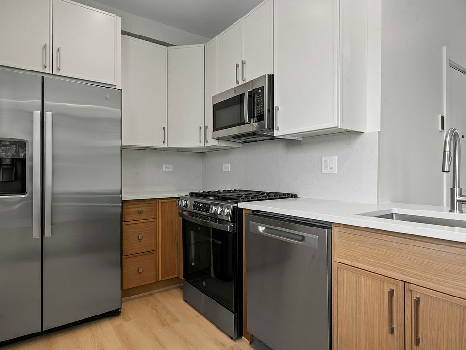 Two Tone Kitchen