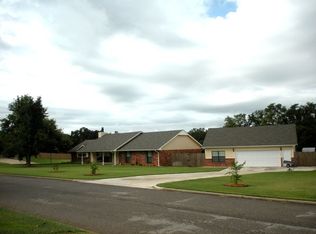 4715 Copperwood St, Duncan, OK 73533