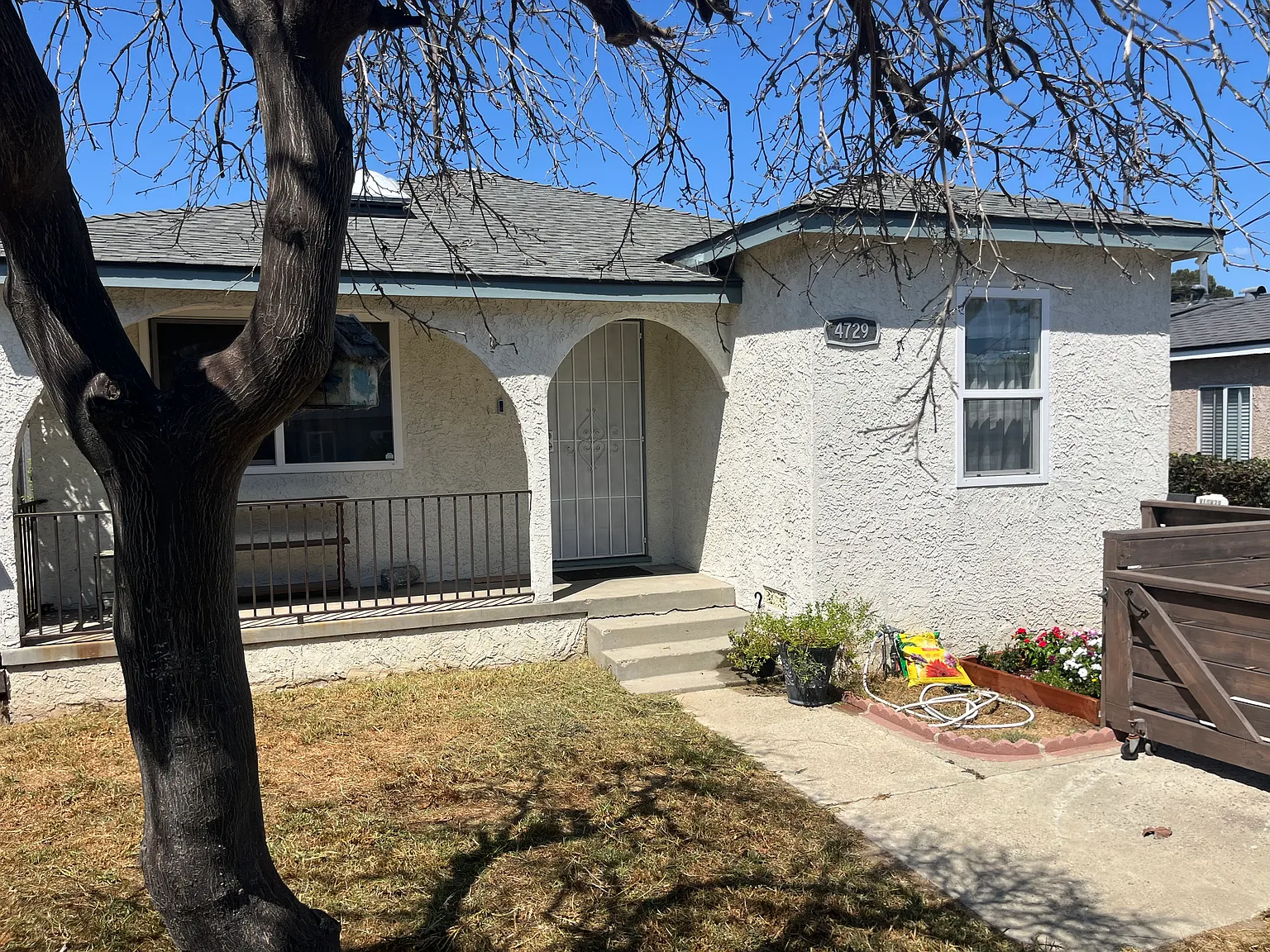 3 bed, 1016 sqft, $3,900 — Photo 2