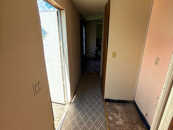 2nd image of 905 W 37th Ave #48