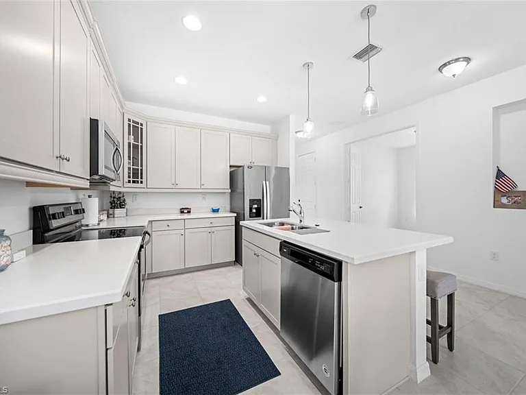 5535 Useppa Dr — Photo 13
