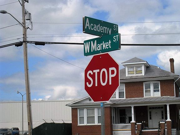 4th image of 40 Academy St APT A