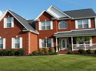 6104 Fresh Garden Dr, Knoxville, TN 37918
