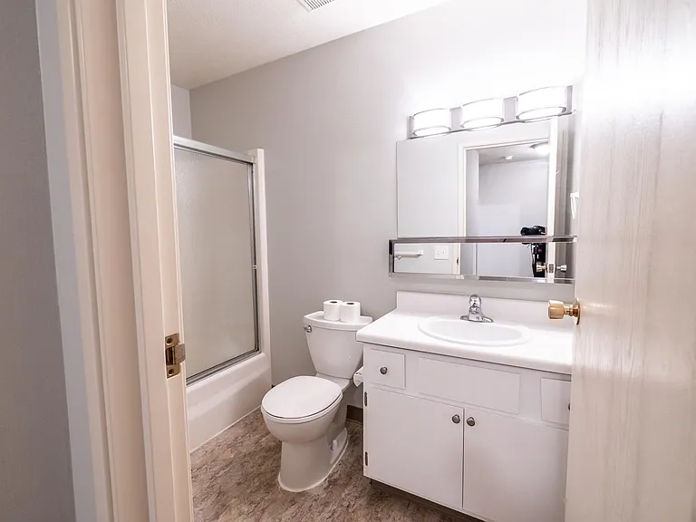 Main Bathroom