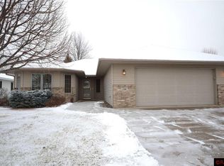 132 Cameo Ln, Mankato, MN 56001