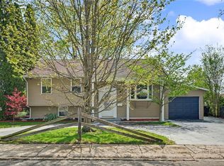 1517 Eastview Ave, Danville, IL 61832