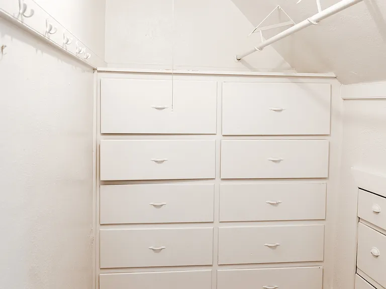 2440 E Willamette Ave #1 — Photo 6