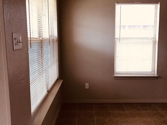 3rd image of 2507 Summer Place Dr #2509