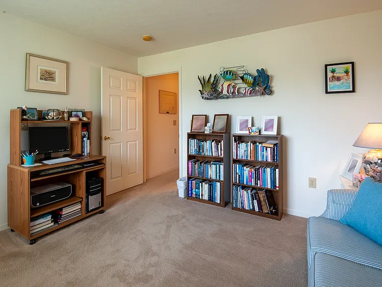 Apartments at Foxtrail — Photo 33