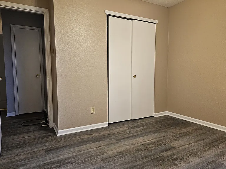 16772 Aulton Dr — Photo 14