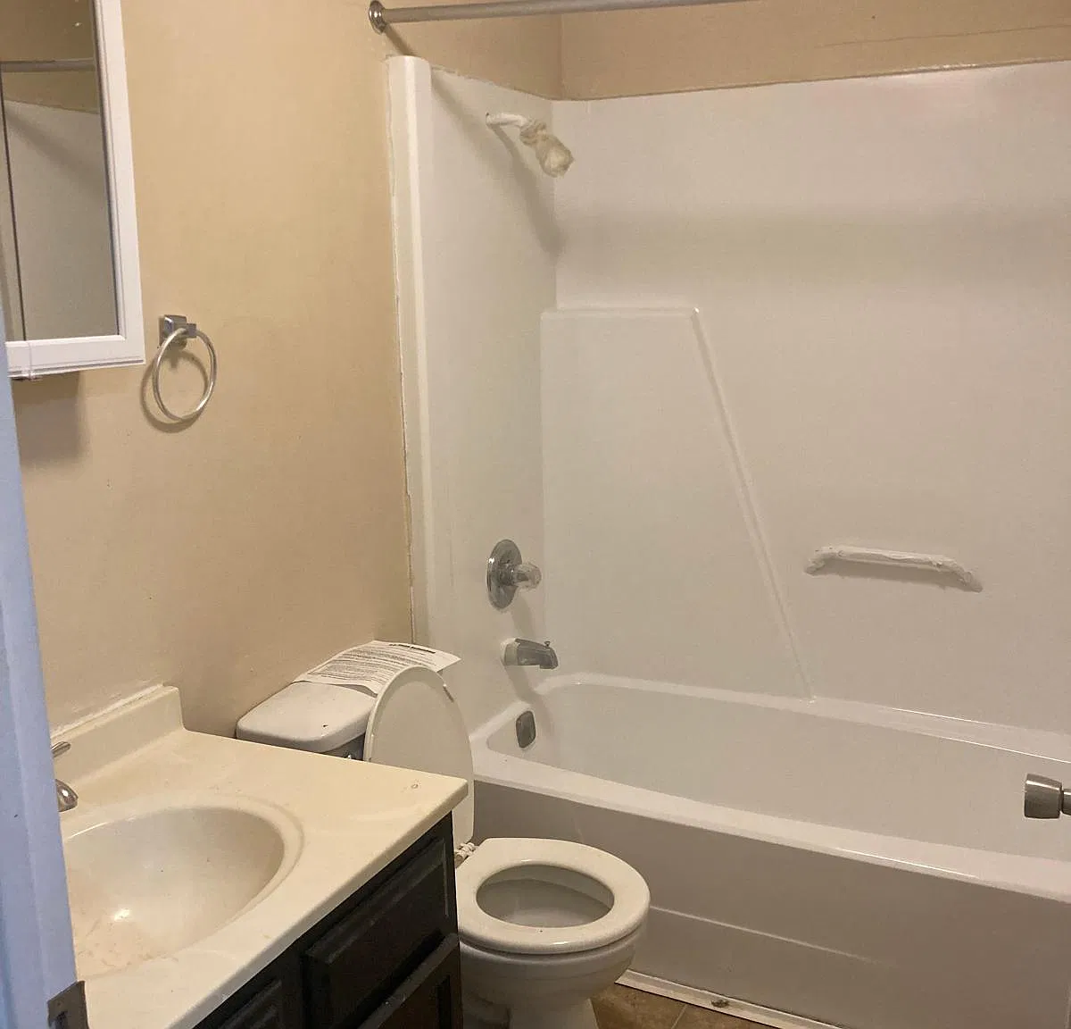 2 bed, 850 sqft, $995 — Photo 4