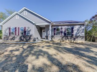 589 N Ethlyn Rd, Winfield, MO 63389