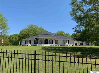 2964 Cathedral Caverns Hwy, Grant, AL 35747