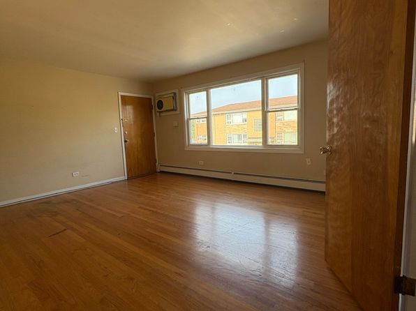 8827 Grand Ave #2E