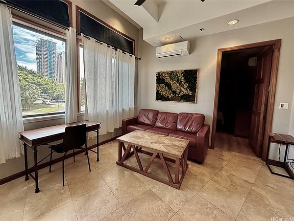 2nd image of 2045 Kalakaua Ave APT M300