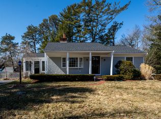 727 Shootflying Hill Rd, Barnstable, MA 02630