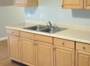 21 Madison St #3, Chicopee, MA 01020