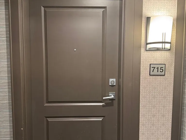 460 Dundas St E #715 — Photo 3