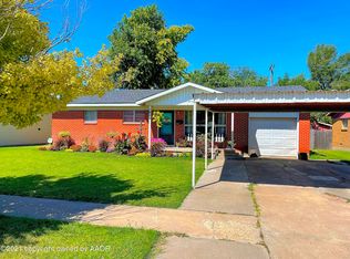 1914 Drake Dr, Perryton, TX 79070