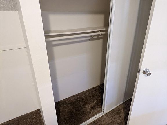 5th image of 2712 NE 86th Ave APT 4